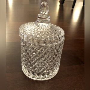 NWOT Candy dish clear glass with lid